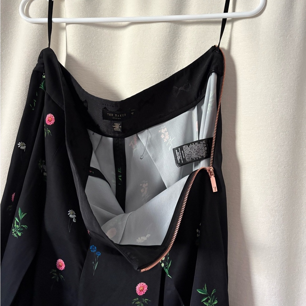 Ted Baker Kaytii Floral Florence Culottes Pants size 4 aka 10 - Picture 7 of 9